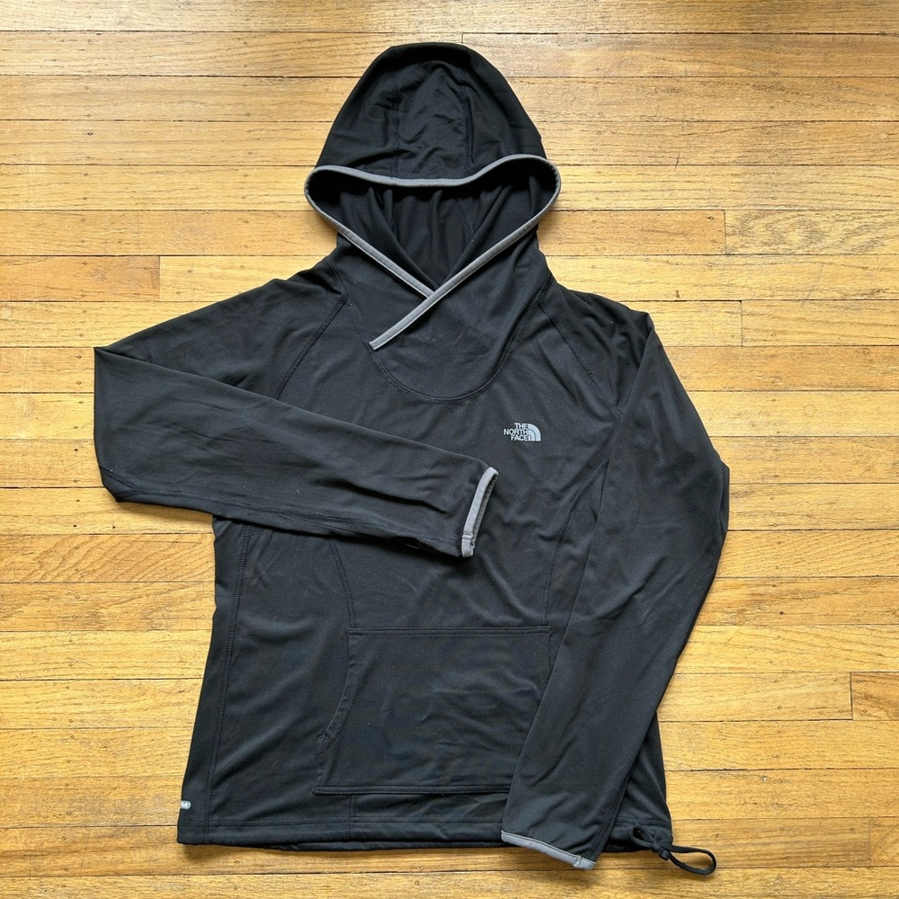 The North Face Women’s L Black Hoodie with front pocket